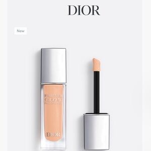 DIOR Dior Forever Glow Maximizer Highlighter